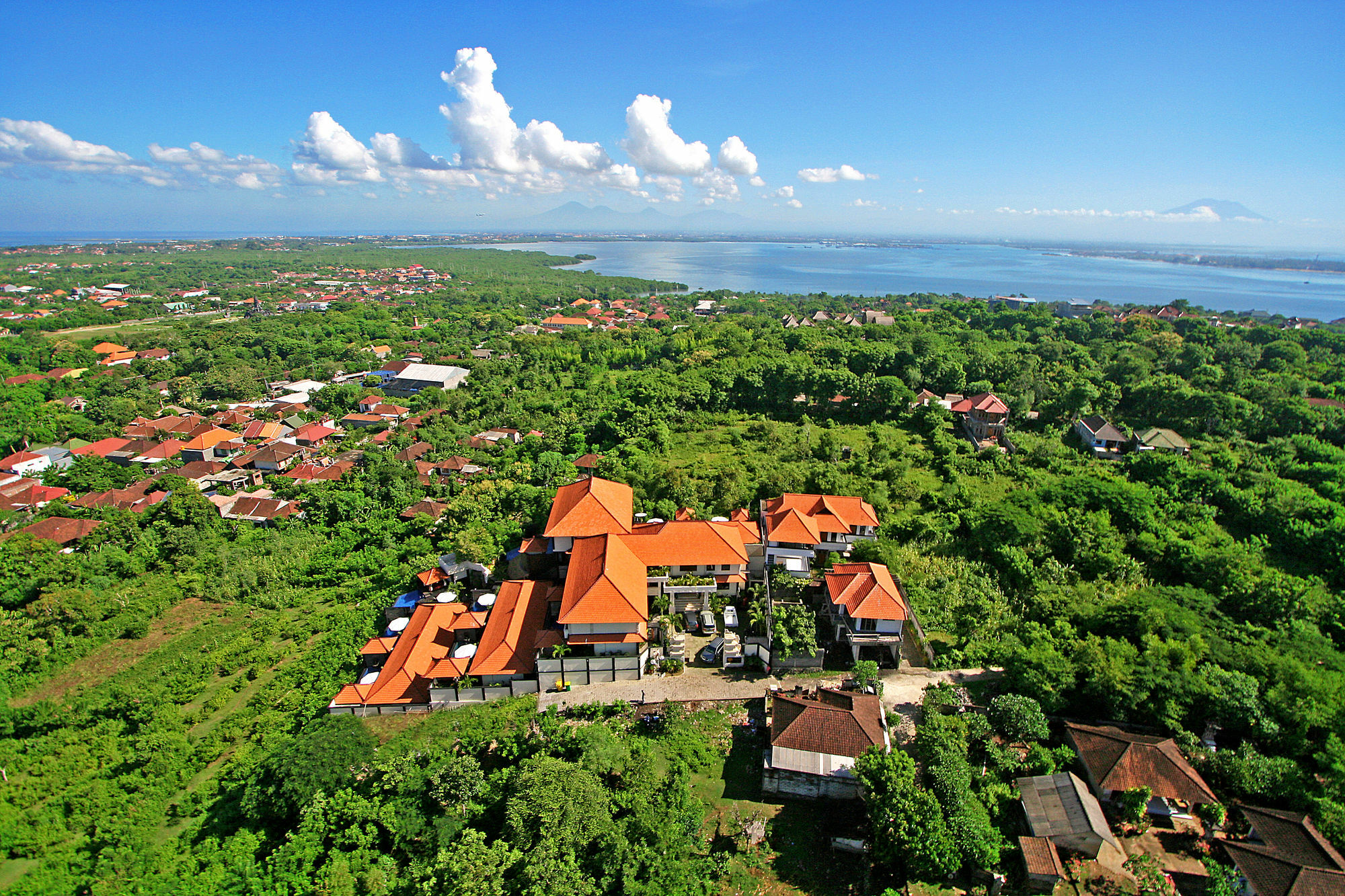 Jimbaran Cliffs Private Pool Hotel & Spa Exterior photo